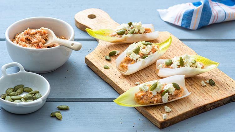 Endives apéritives au thon et carottes cumin